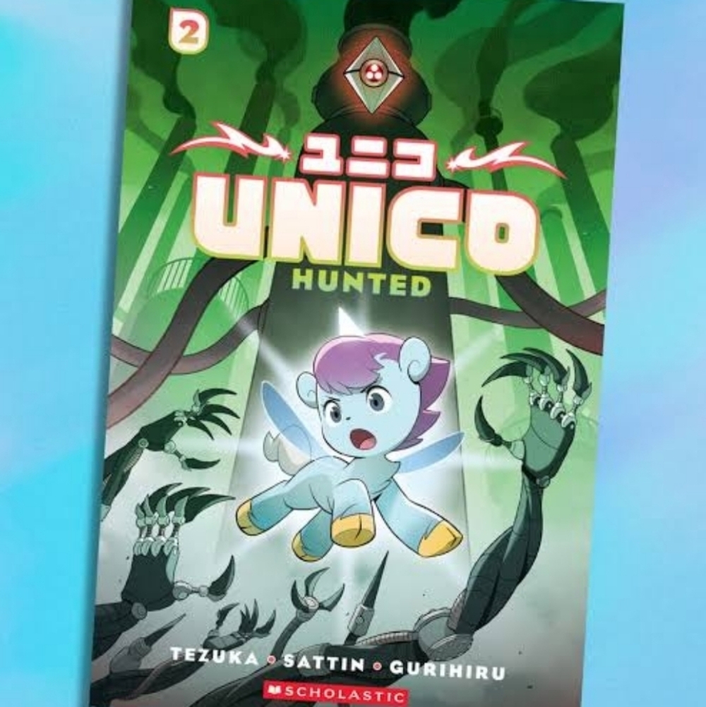 Scholastic Unico Hunted 2 Illustrated By Gurihiru Comic Book Graphic Novel